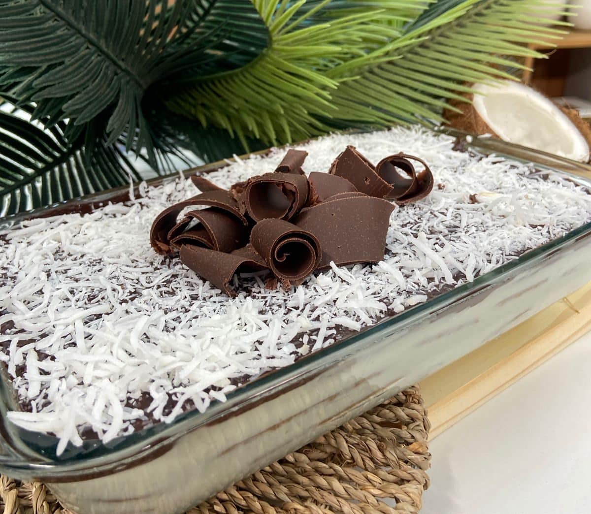 Aprenda a preparar um delicioso pavê de coco com chocolate - Espaço Gourmet