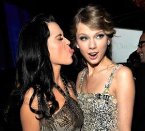 1410264963_katy-perry-taylor-swift-zoom