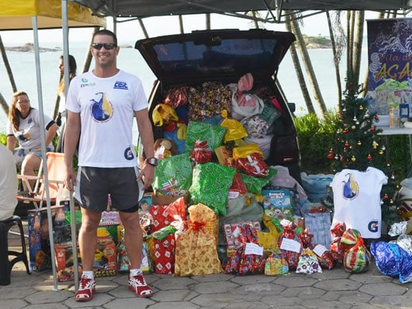 Ultramaratonista Carlos Gusmão e doações