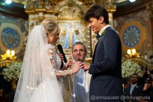 Júlio Cocielo fala sobre casamento com Tata Estaniecki: - Vai rolar ano que  vem - Estrelando